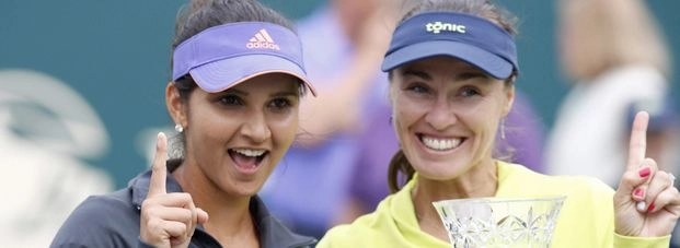 सानिया-हिंगिस क्वार्टर फाइनल में, बोपन्ना बाहर - Sania Mirza, Martina Hingis
