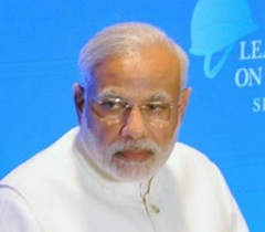 खतरनाक है प्रधानमंत्री की चुप्पी : आप - Narendra Modi, aap