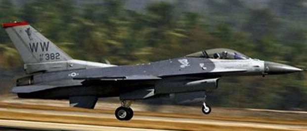 बड़ी खबर! पाक को एफ-16 देगा अमेरिका - US to give F-16 to Pakistan