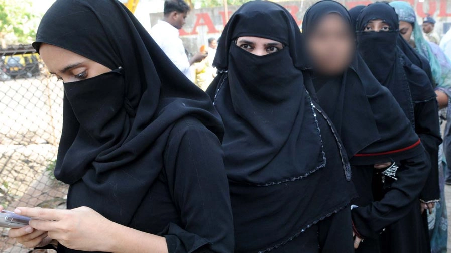 ट्रिपल तलाक़ पर सुप्रीम कोर्ट से मुस्लिम महिलाओं को क्या मिलेगा? - teen talaq