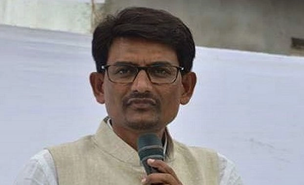 गुजरात से उत्तर भारतीयों का पलायन : अल्पेश ठाकोर ने कहा मैं निर्दोष, उत्तरप्रदेश और बिहार के मुख्यमंत्रियों को लिखा पत्र - No Role In Attack On Migrants In Gujarat, Says Congress MLA Alpesh Thakor
