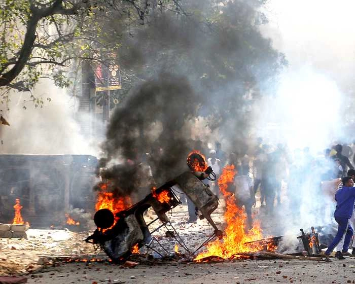 दिल्ली के अशोक विहार में अफवाह से पुलिस परेशान, लोगों से की अपील