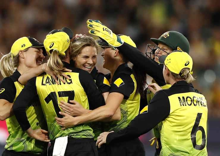ऑस्ट्रेलियाई महिला क्रिकेट टीम ने तोड़ डाला रिकी पोंटिंग की टीम का लगातार 21 वनडे जीतने का रिकॉर्ड!