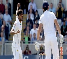 ಪಾಕ್ ವಿರುದ್ಧ 3ನೇ ಟೆಸ್ಟ್:  ಇಂಗ್ಲೆಂಡ್‌ 3 ವಿಕೆಟ್‌ಗೆ 107 ರನ್