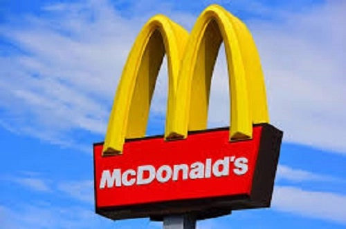 McDonald मध्ये 'Happy Meal' ठरली 'Unhappy', 2 लाखांचा दंड
