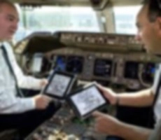 Career Tips : पायलट कसे व्हावे: पायलट होण्यासाठी खर्च, कोर्स, कालावधी आणि पात्रता जाणून घ्या