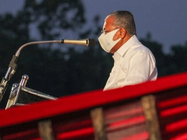 Kerala Election Result 2021: ജലീലിനെ തള്ളി ഫിറോസ് കുന്നംപറമ്പില്‍, പിണറായിയുടെ ലീഡ് 400 കടന്നു