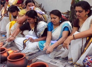 ആഗ്രഹപൂര്‍ത്തികരണത്തിന് പ്രാര്‍ഥനയുടെ സായൂജ്യമായി ആറ്റുകാല്‍ പൊങ്കാല