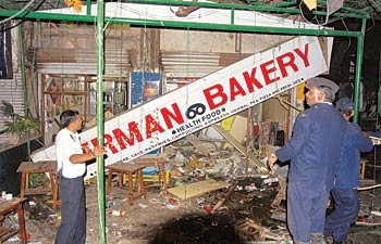 जर्मन बेकरी बॉम्बस्फोट प्रकरणी दोघांना सौदीत अटक