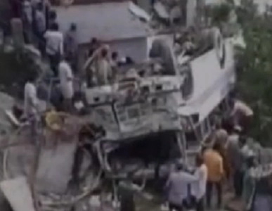 खंडाळा बोगद्याजवळ अपघात, 17 मजुरांचा मृत्यू , 15 जखमी