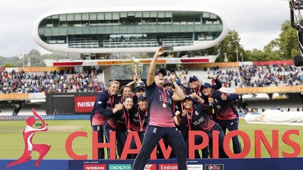 महिला विश्व चषक : इंग्लंडचा भारतावर ९ धावांनी विजय