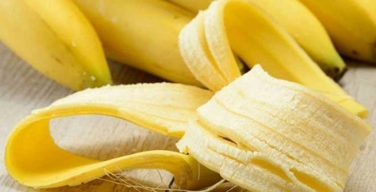 केळीच्या सालीचे फायदे माहित आहे का?
