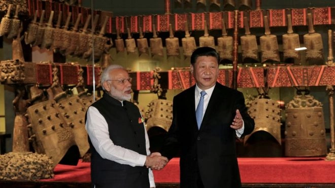 इम्रान खान यांचा चीन दौरा : काश्मीरप्रश्नी चीननं का बदलली भूमिका?