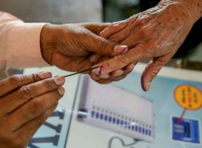 Vidhan Sabha Election 2022 Date: विधानसभेच्या निवडणुका तारखा जाहीर, निवडणूक14 फेब्रुवारी रोजी , तर मतमोजणी 10 मार्च रोजी