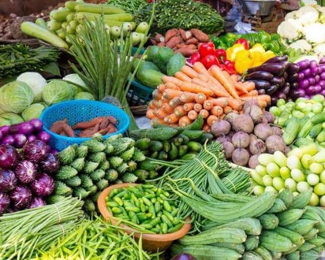 Increase in the price of vegetables  :भाज्यांचे दर कडाडले