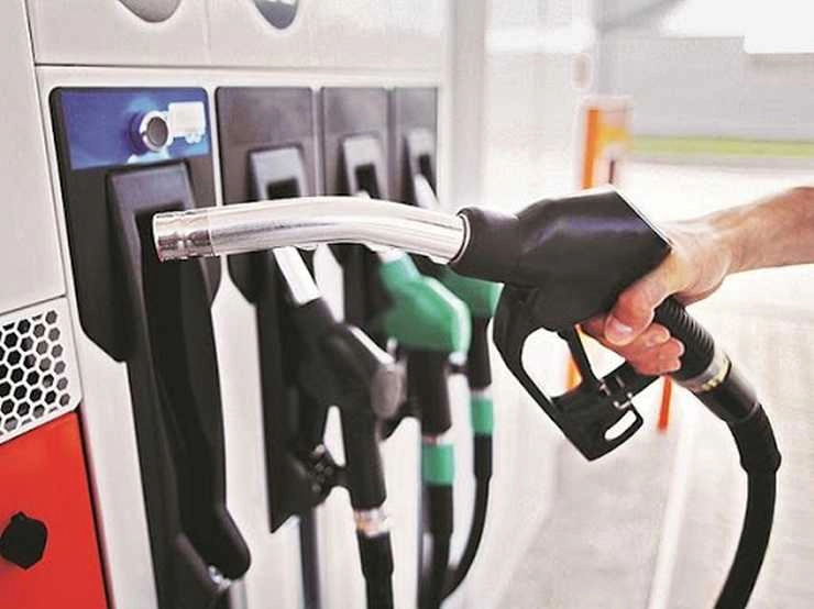 Petrol and Diesel Price Today 32 दिवसांत 18 व्या वेळेस इंधन दरवाढ