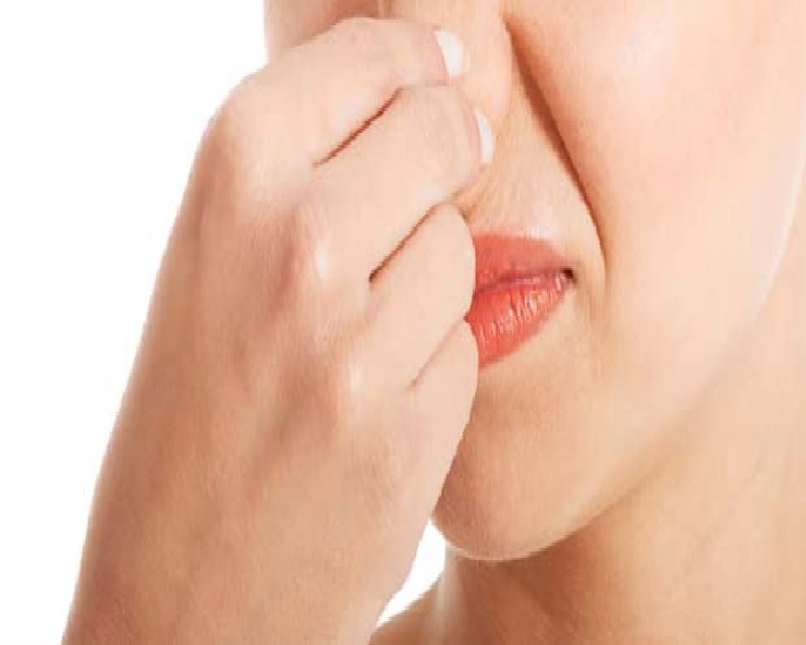 कोव्हिडमुळे वास घेण्याची क्षमता गेली असल्यास व्हिटॅमिन A ठरू शकतं परिणामकारक