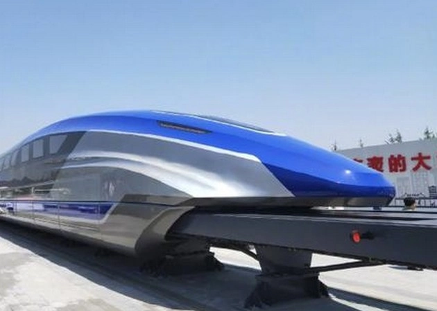 जगातील सर्वात वेगवान ट्रेन मॅगलेव्ह ट्रेन 600 किमी प्रतितास वेगाने धावते