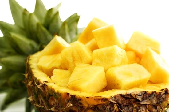 Side Effects of Pineapple:  अनानस खाल्यास घातक ठरू शकते अशा प्रकारची अॅलर्जी