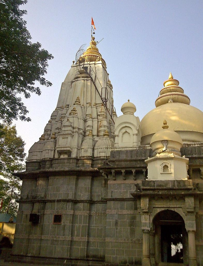 वास्तुशिल्पाचा उत्कृष्ट नमुना मुंबईचे पेशवेकालीन वज्रेश्वरी मंदिर