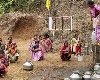 Global Water Crisis Essay in Marathi : जागतिक जल संकट मराठी निबंध