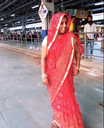 sari dance