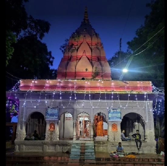 Prayagraj Nagvasuki Temple