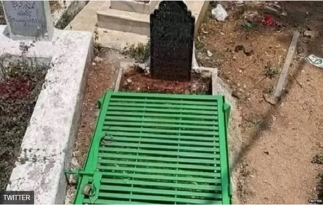 Pakistan Grave