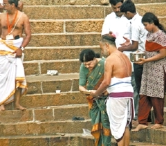 திருவள்ளூர் வீரராகவ பெருமாள் கோயிலில் சசிகலா