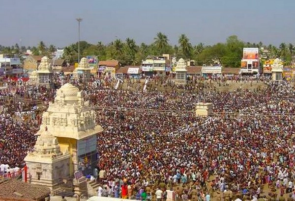 மகாமகத் திருவிழா: தஞ்சை, திருவாரூர், நாகை மாவட்டங்களுக்கு விடுமுறை
