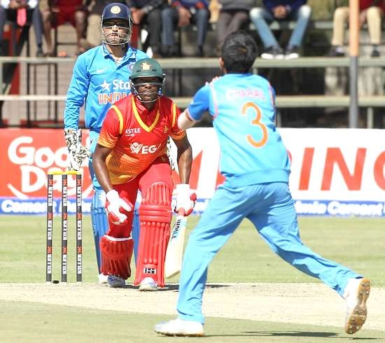 10 விக்கெட்டுகள் வித்தியாசத்தில் இந்தியா அபார வெற்றி - தொடரை 3-0 என்ற கணக்கில் கைப்பற்றியது