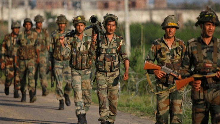 இந்திய ராணுவம் நடத்திய அதிரடி தாக்குதலில் 3 பாகிஸ்தான் வீரர்கள் பலி