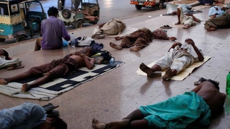 வெயில் கொடுமை: பாகிஸ்தானில் 65 பேர் பலி