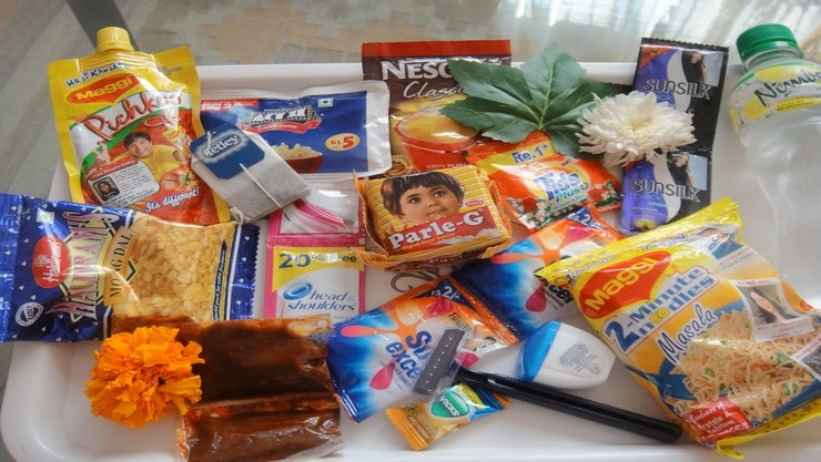 பிளாஸ்டிக் தடை –பிஸ்கட் , ஷாம்ப் கவர்களுக்கும் ஆப்பு ? - Tamilnadu govt decided to ban on biscuit, shampoo plastic papers | Webdunia Tamil