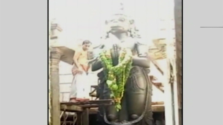 நாமக்கல்: ஆஞ்சநேயருக்கு மாலை அணிவித்த அர்ச்சகர் திடீர் மரணம்