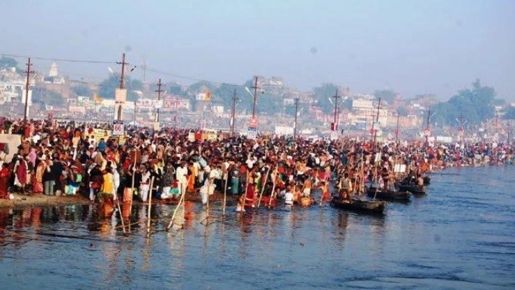 உத்தரப்பிரதேச கும்பமேளாவில் 50,000 பேர் மாயம்! உறவினர்கள் கண்ணீர்