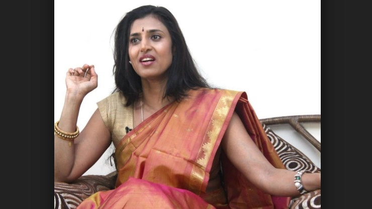 உங்க அம்மா பெட்ரூமுக்கு லாக் போட்டிருக்கலாம்: கஸ்தூரியின் கடுப்பான பதில்