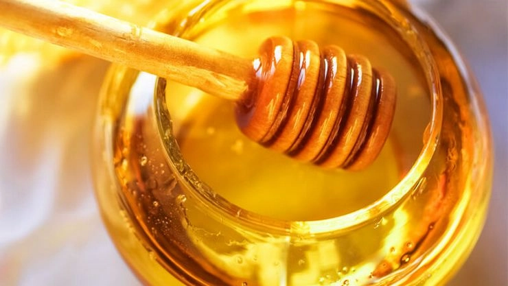 मध : दररोज योग्य प्रमाणात वापरा, आरोग्य आणि तारुण्य टिकवा