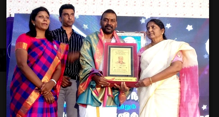 நடிகர் லாரன்ஸுக்கு 5 ரூபாய் டாக்டர் விருது!
