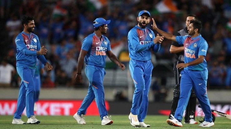 ND vs NZ LIVE /  सुपरमध्ये ओव्हरमध्ये भारताने विजय मिळवला, रोहितने शेवटच्या 2 चेंडूत 2 षटकार ठोकले