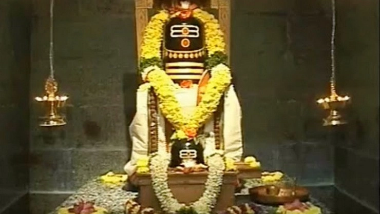 மகா சிவராத்திரியில் சிவாலயங்களில் நடைபெறும் நான்கு கால பூஜை...!!