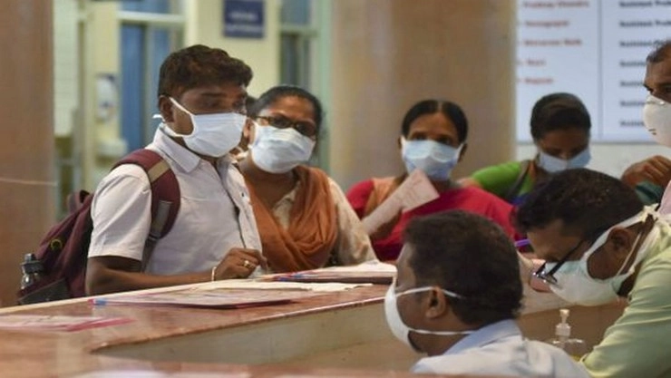 કોરોના વાયરસને લઈને ગુજરાત સરકાર સચેત, ખાનગી હોસ્પિટલોને પણ કોરોના વોર્ડ ઉભા કરવાનો આદેશ