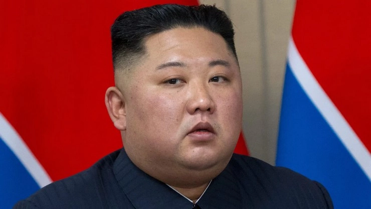 उत्तर कोरियाचे हुकूमशहा किम जोंग-उनने पहिल्यांदा क्षमा मागितली, भरलेल्या सभेत त्यांचे डोळे ओलसर झाले, काय कारण ते जाणून घ्या