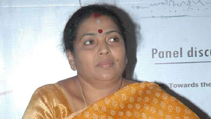20 ரூபாய் டோக்கனை நம்பி மறுபடியும் ஏமாற வேண்டாம்: முன்னாள் அமைச்சர் கோகுல இந்திரா