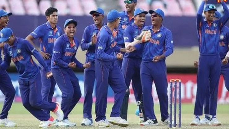 U19 உலகக்கோப்பை கிரிக்கெட்: இன்று இந்தியா-அயர்லாந்து மோதல்!