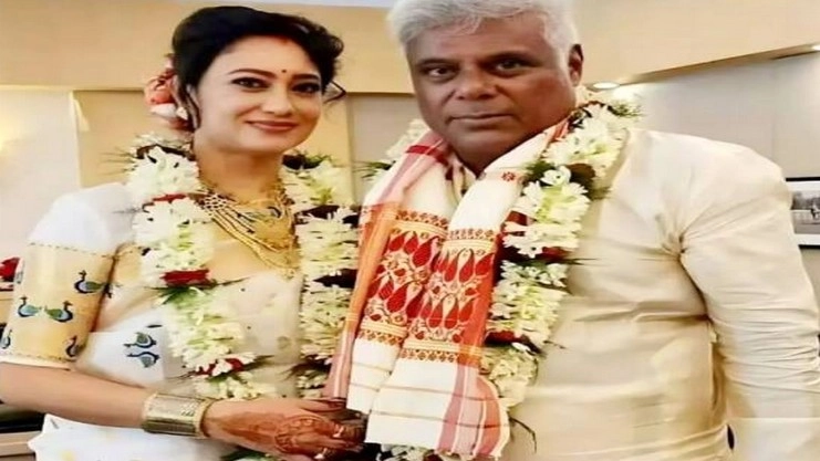 ashish vidyarthi second wife