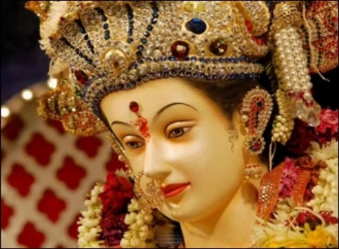 दुर्गा सप्तशती ‍: देवी-चरित्र का दिव्य वर्णन