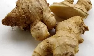 बरसते मौसम में गुणकारी अदरक, पढ़ें 11 उपाय - Benefits of ginger