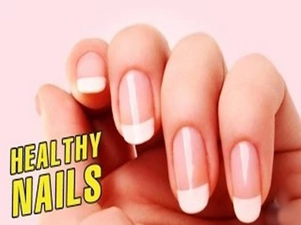 Nails Hygiene : नख वाढवणं आरोग्यासाठी त्रासदायक होऊ शकतं......
