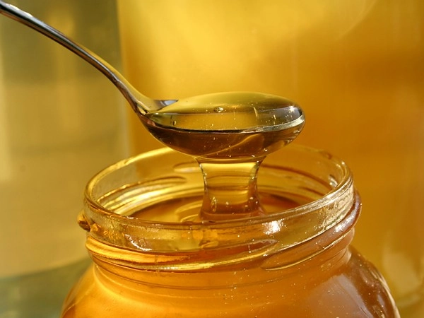 शहद : जानिए इसके 10 बेमिसाल Health Benefits - Health Benefits of Honey